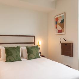 Hotel Lampika - Deluxe Double Room Extra Large Bed