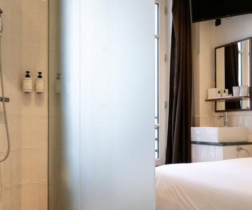 Hotel Lampika - Single Room